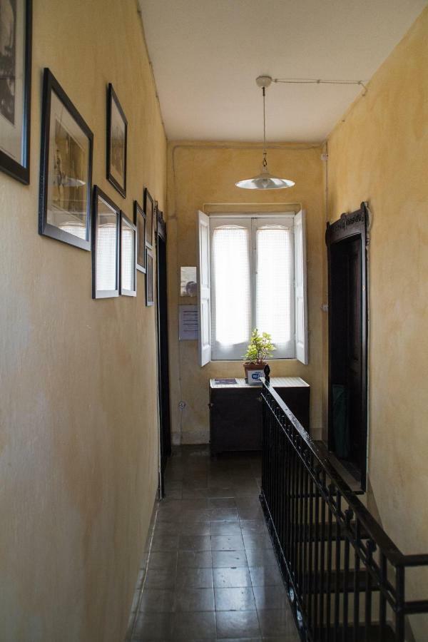 La Casa Dellamericano - Casa D'Epoca Anni '30 Aliano Εξωτερικό φωτογραφία